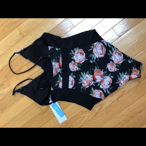 Cupshe Happy Time Print One Piece Size Large - Picture 2 of 3